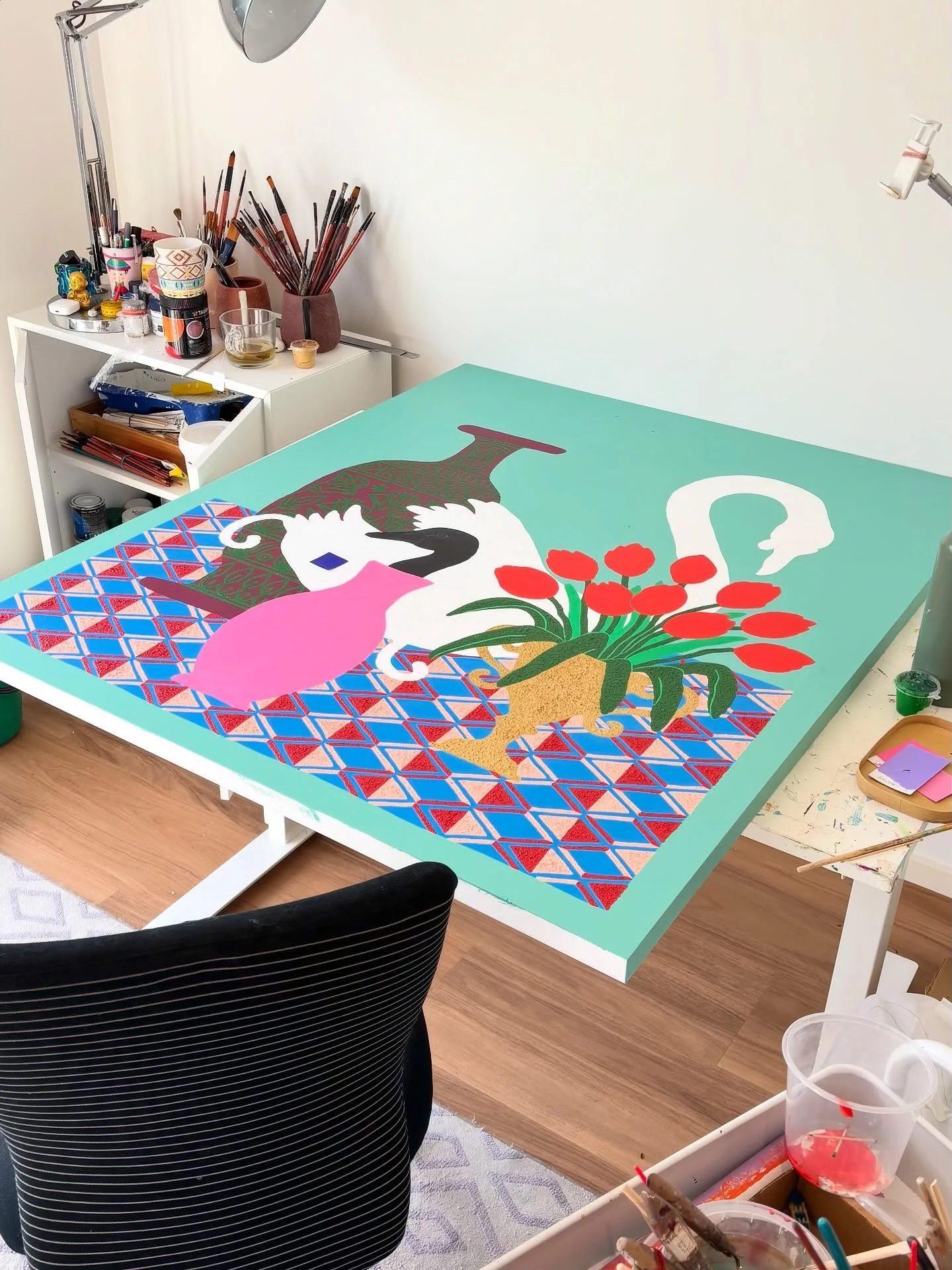 I&rsquo;ve got a lot of birds in me 🦢🦆🪿🦜🦩🕊️ some fun new textures emerging on this big avian commishy currently in the making ✨✨✨
