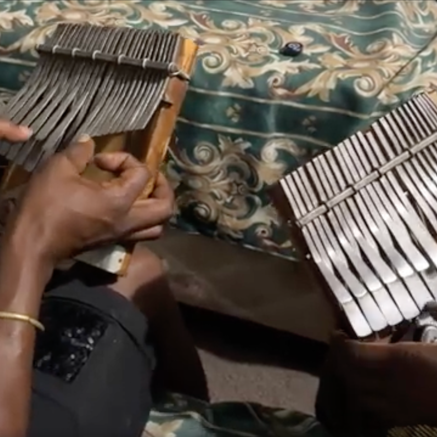 Forward Kwenda and Ronald Musekiwa Chakwi - Mbira Video Lesson