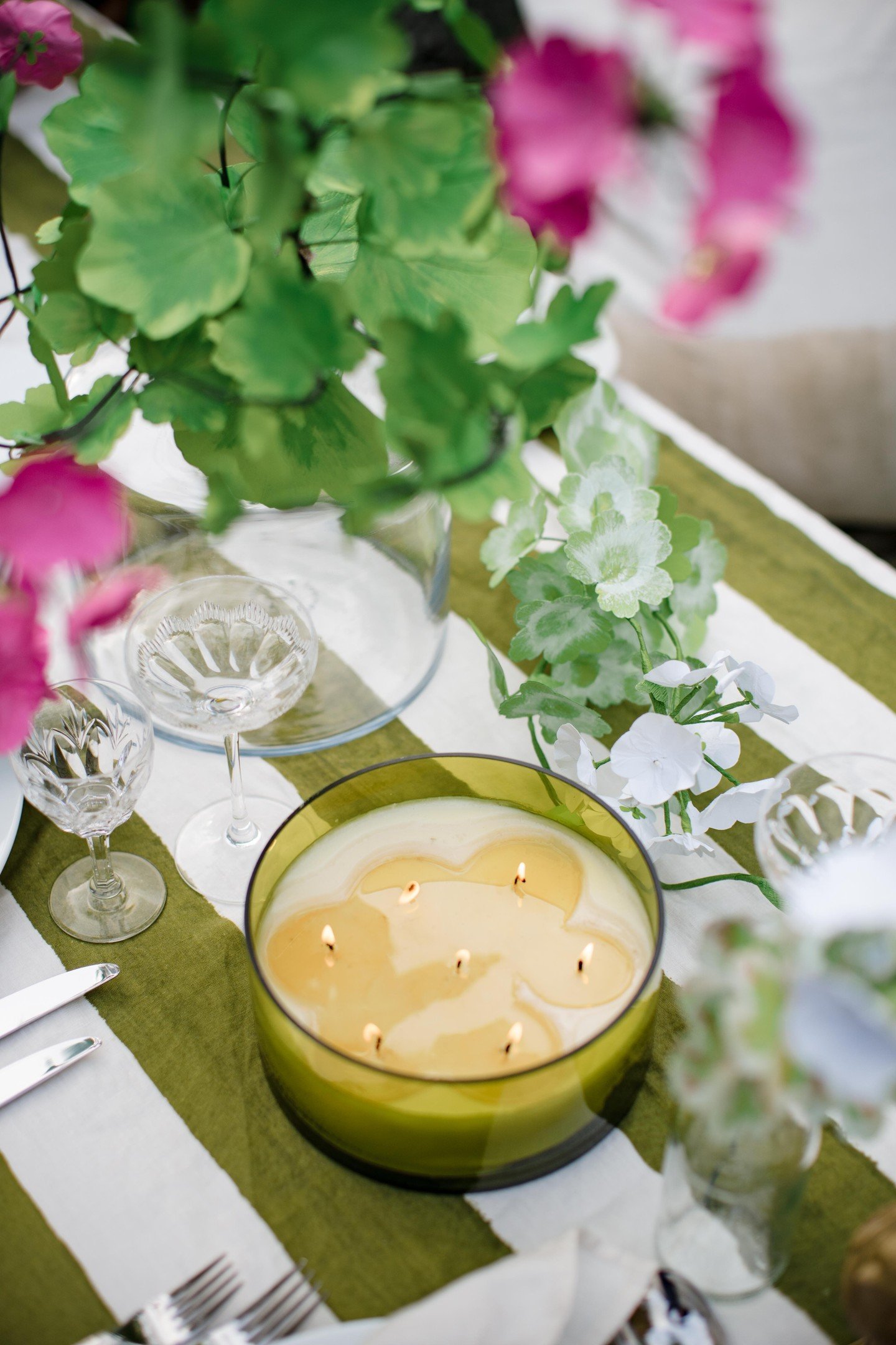 Choose a Green &amp; Spring candle and let natural joy fill your home. That's summer, captured in every flicker🕯️

#greenandspring #candles #offer #britishmade #bodycare #naturalproducts #bottlesofjoy #sustainable #ecoconscious #homefragrance