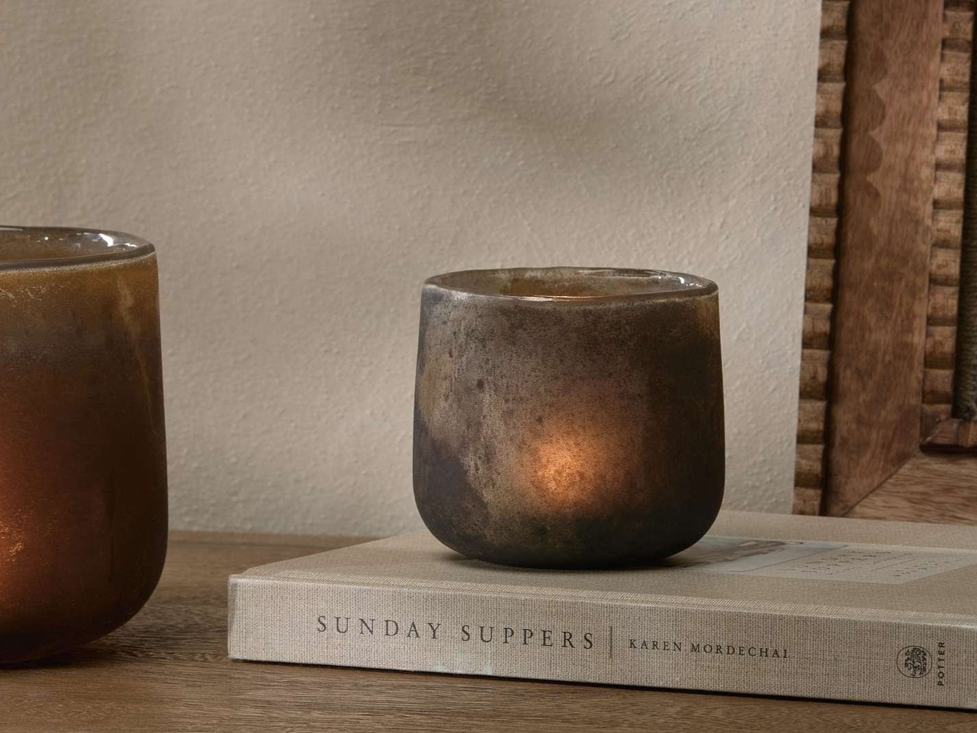 NT5002+-+Large+-+NT5001+-+Small+-+Nesda+Tealight+Holder+-+Frosted+Black+-+_0072-1600px.jpg