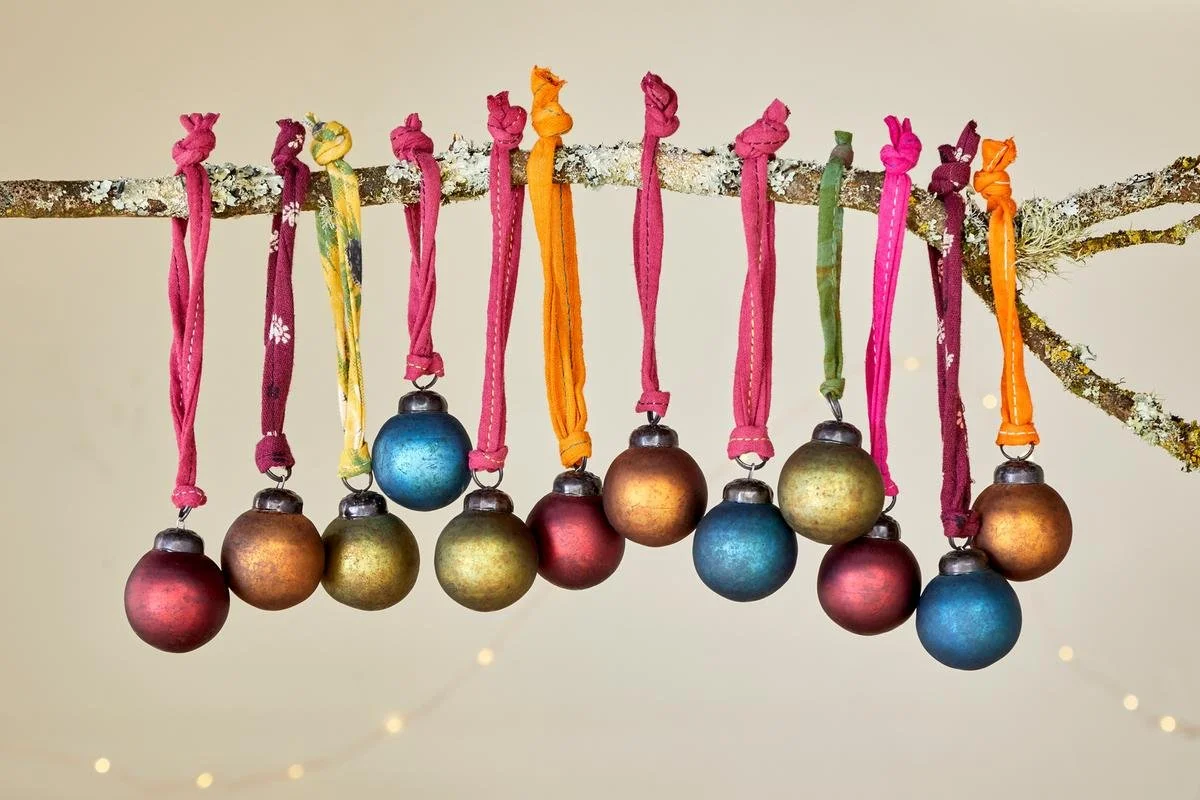 OB34-OB3401-Oko Mini Baubles-Mixed Matt-(set of 12)-nkuku-1-1200px.jpg