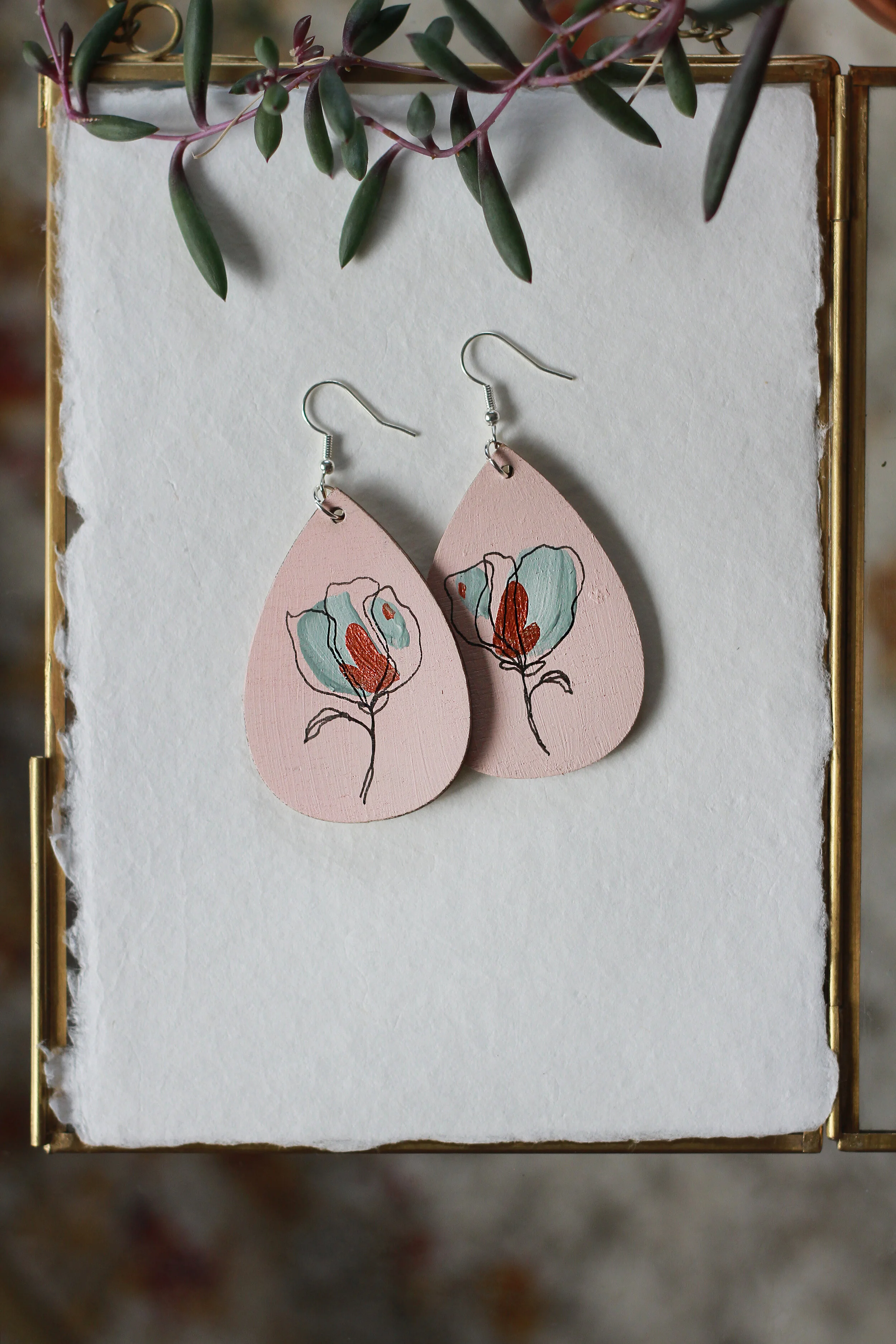 Soft Pink and Powder Blue Contour Flower Earrings