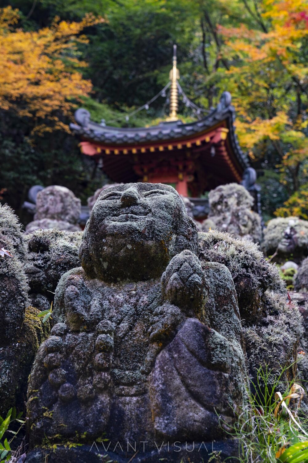 Otagi Nenbutsu-ji Temple-faces-2.jpg