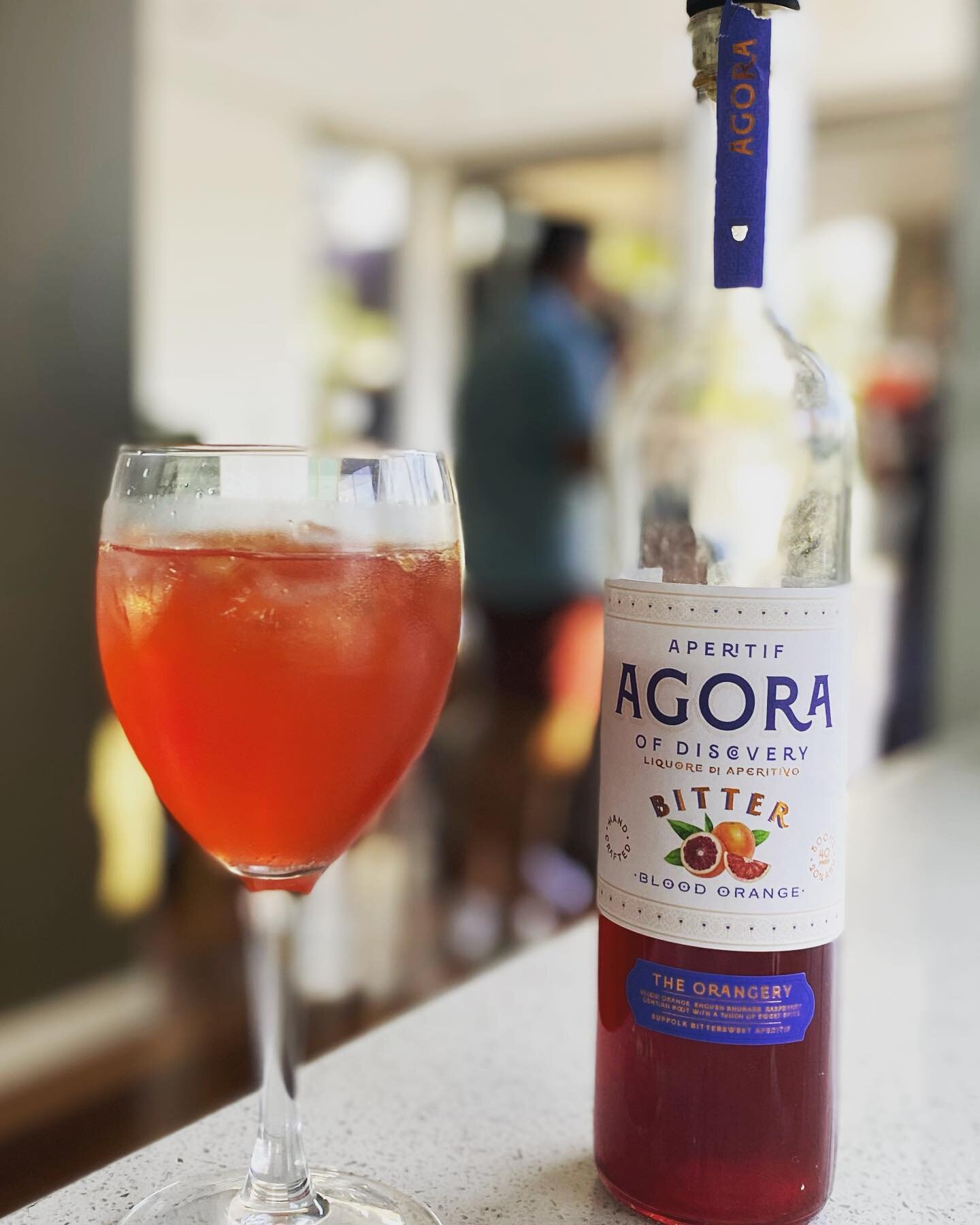 What do you do when you get to Melbourne and it looks like Spring? You have have an Agora Spritz.

- 50 mL Agora Blood Orange Bitter 
- 150mL Prosecco 
- Ice 🧊 and topped with grapefruit soda 🥤