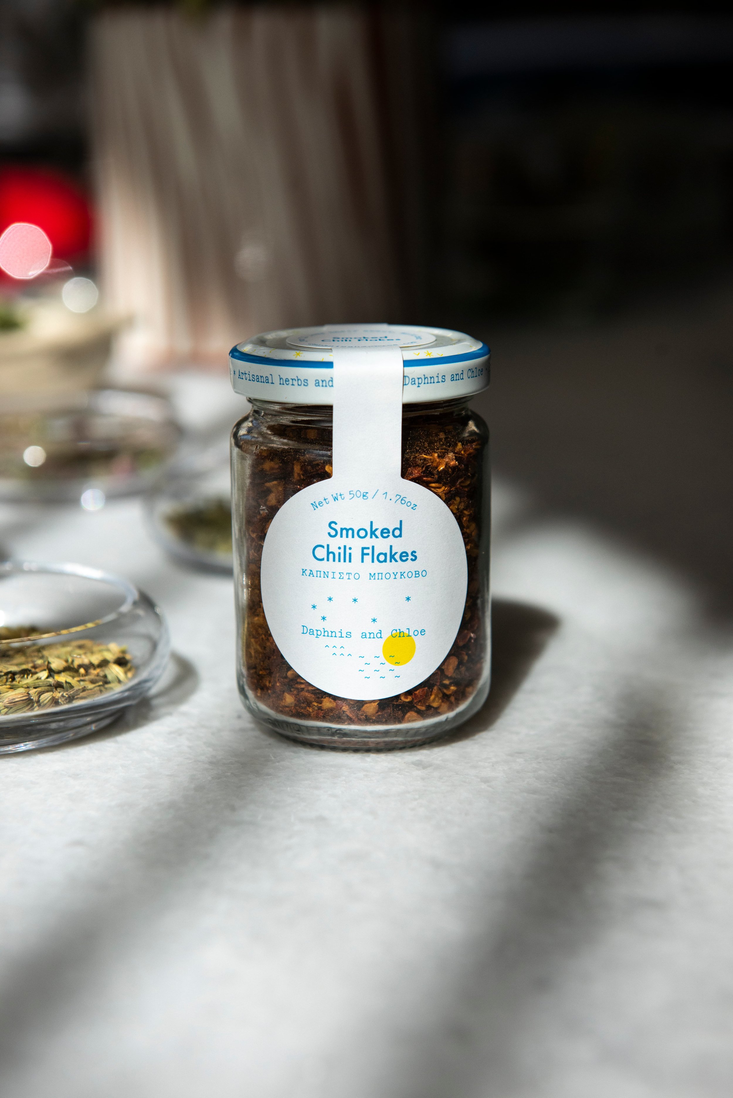 daphnis_and_chloe_smoked_chili_flakes_glassjar.jpg