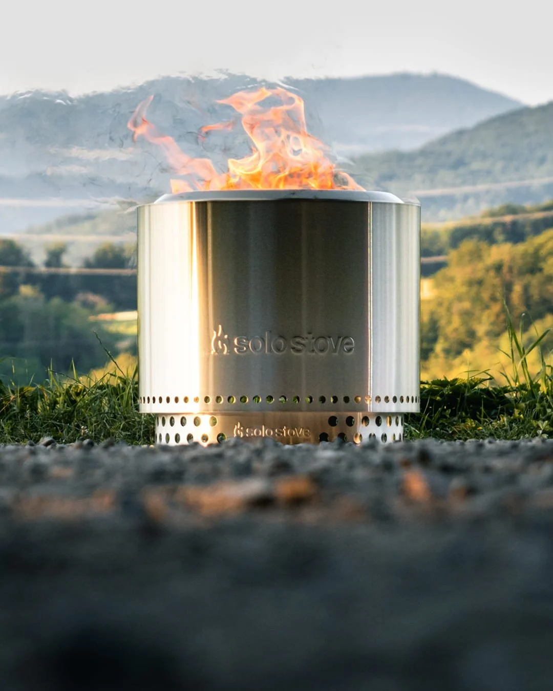 Let&rsquo;s be real &mdash; a good product will only get you 𝘴𝘰 𝘧𝘢𝘳. Without a brand that knows where it&rsquo;s going, you&rsquo;re just hoping people &ldquo;get it.&rdquo;

That&rsquo;s where @solostove leveled up. They didn&rsquo;t need a new