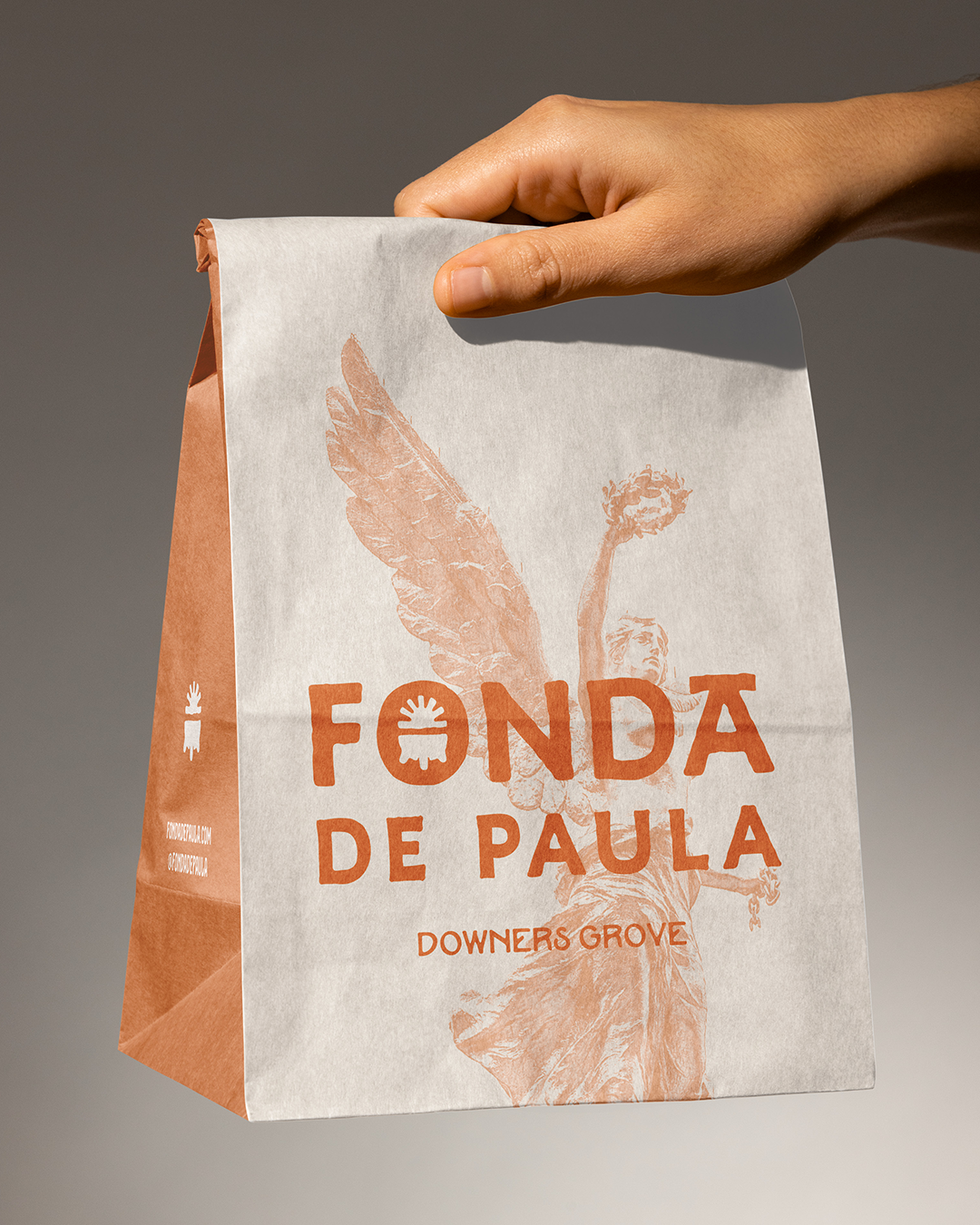 Fonda de Paula Socail-28.png