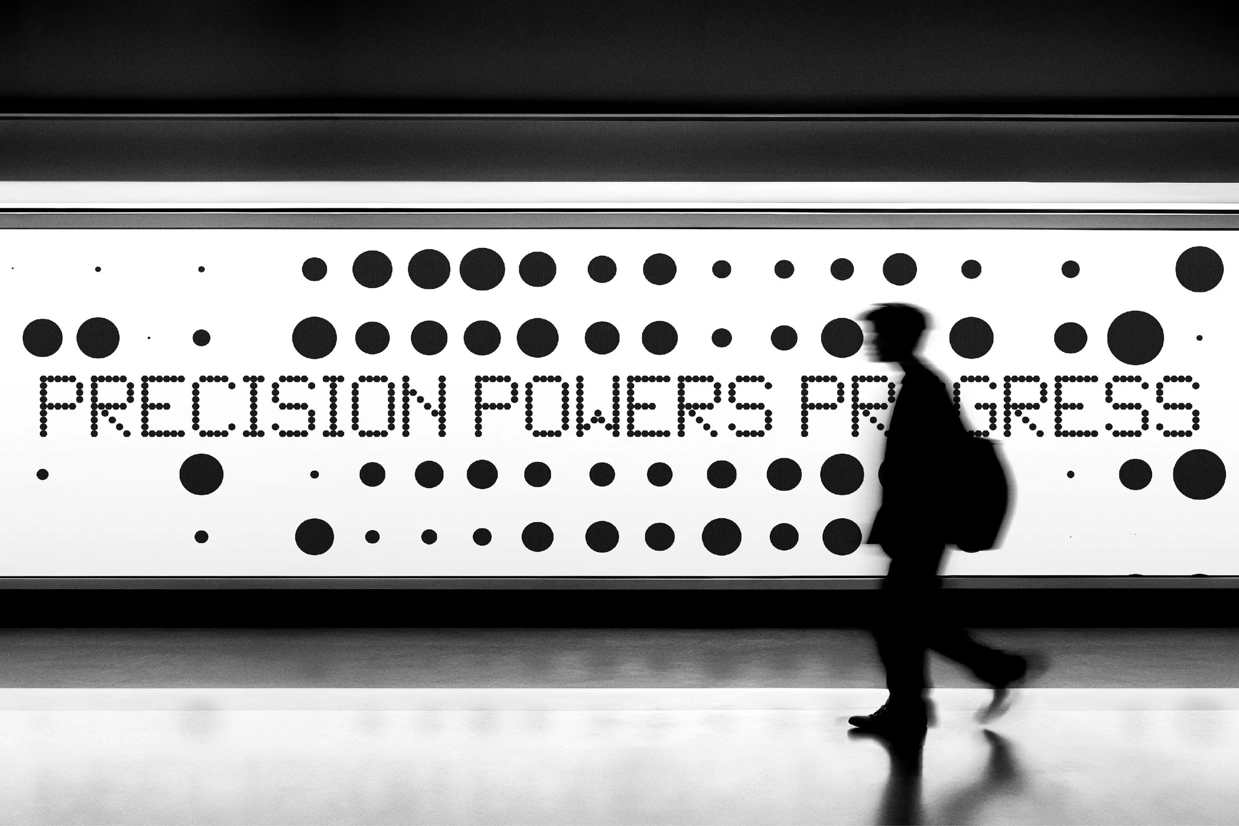 ppp-46-illuminated-wall-display.jpg