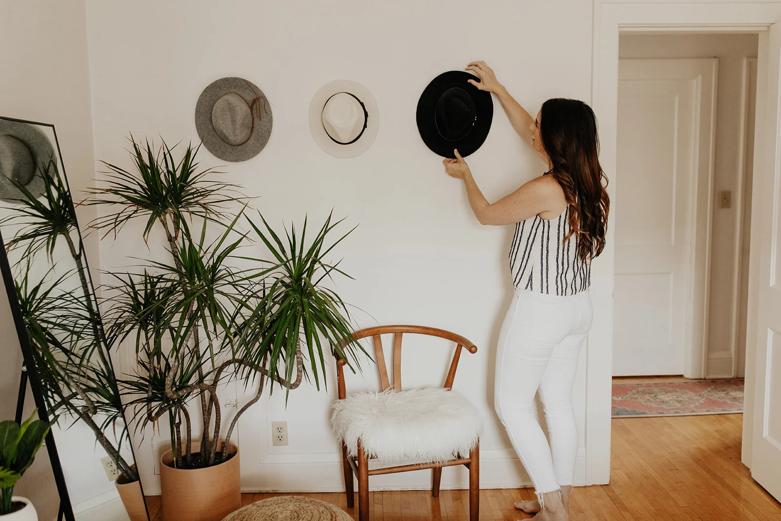 3 Easy Ways to Hang Art Without Nails — I'm Jen