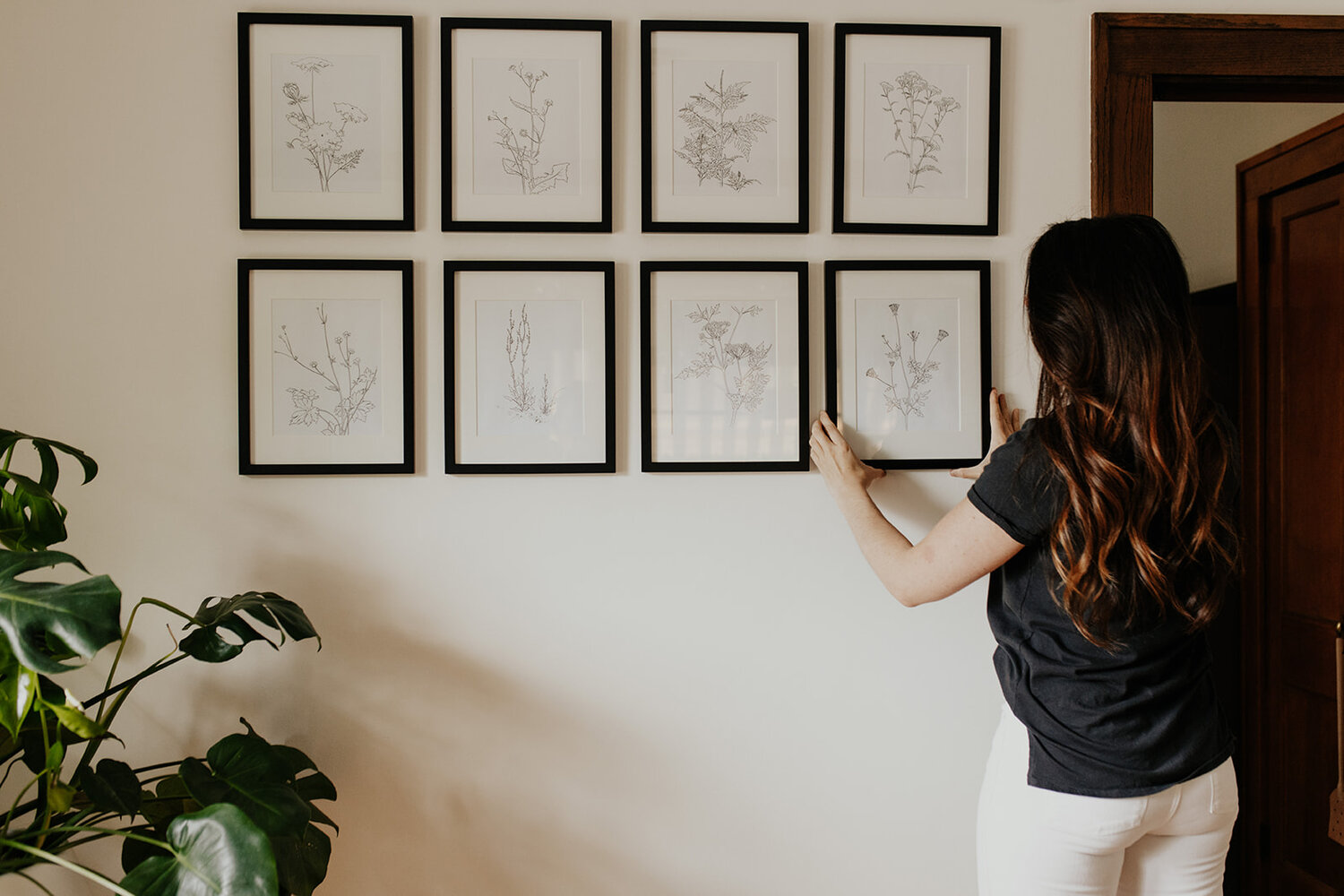 3 Easy Ways to Hang Art Without Nails — I'm Jen