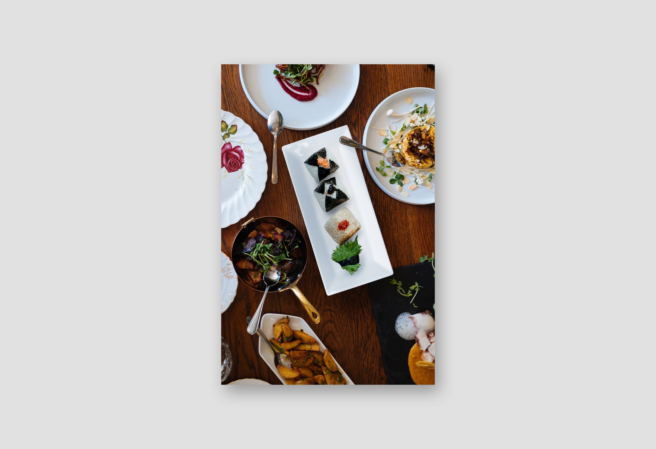 OmusubiGonbei_photo mockup2.jpg