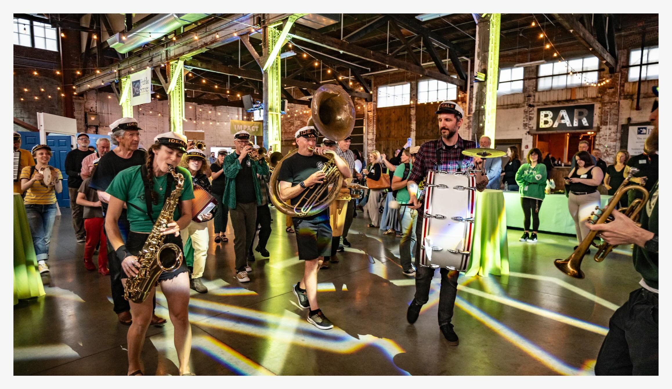 Some celebrations call for cake. This one called for a brass band. 🎺✨🎶

Planner: @srseventdesign 
Photography: @stoptimelive 
Event: @preblestreet 50th Anniversary

#maineevent #mainevents #mainevenue #venue
