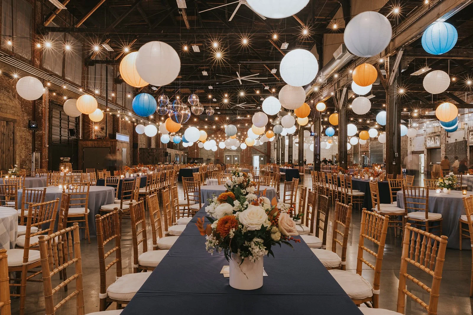 Because company parties don&rsquo;t have to be boring. 

Venue: Brick South- @eventsatthompsonspoint
Planner: @pinchmeplanning
Photos: @heidikirn
Catering: @bigtreecatering
Rentals: @onestopeventrentals and @bbjlatavola
Lounge: @heartwoodessentials
F