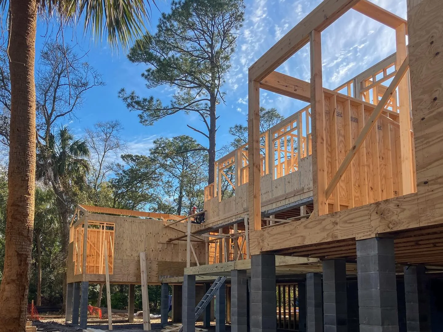 Hilton Head project underway in Palmetto Dunes! 

Construction: @twelveoaksgroup 

#beachhouse #palmettodunes #lowcountry #lowcountryhome