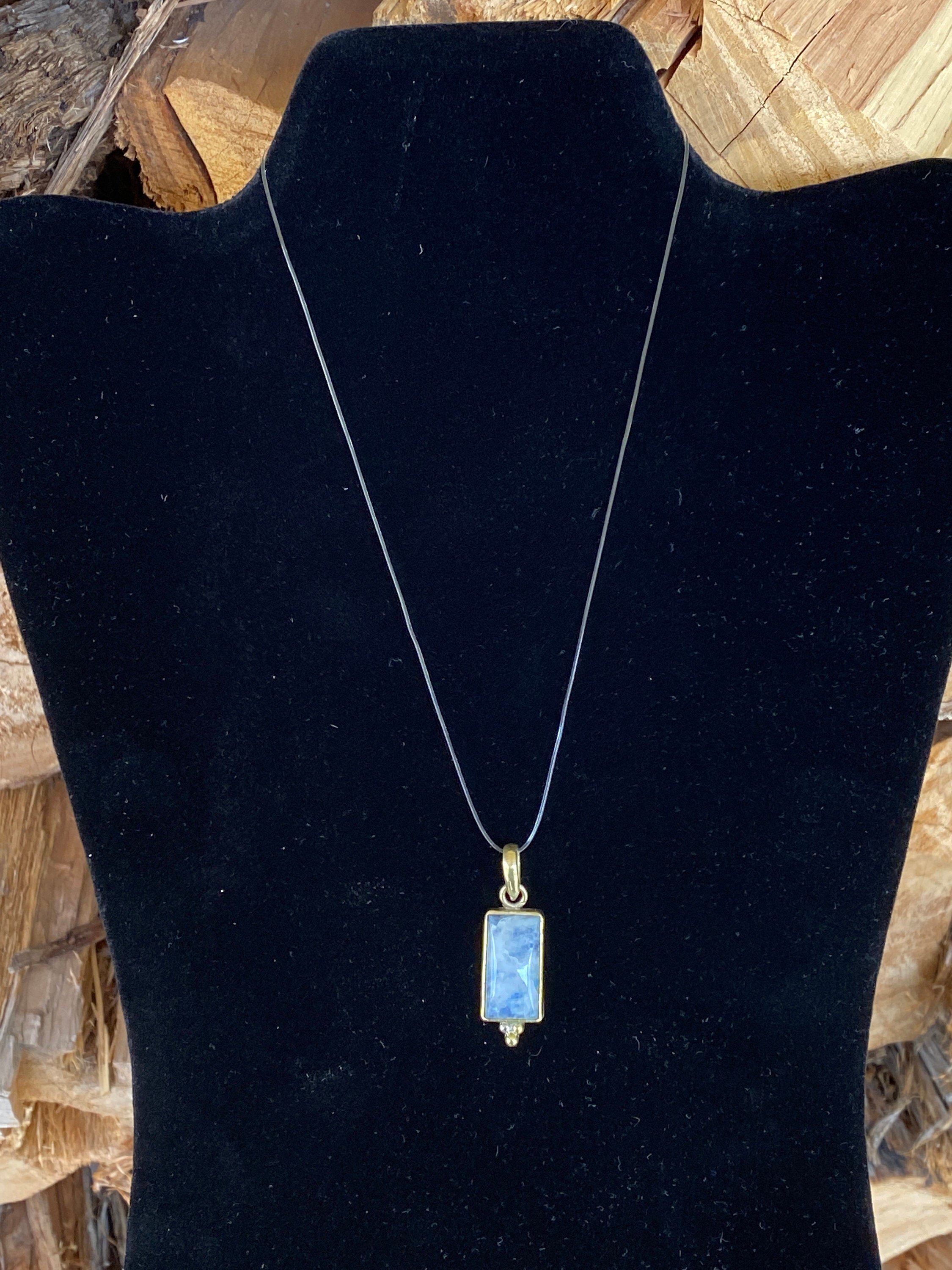 Handmade Pendant by Qory in Peru in the Sacred Valley. Made with Brass & Moonstone.