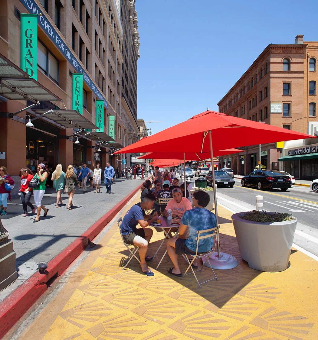 Broadway Pilot Streetscape