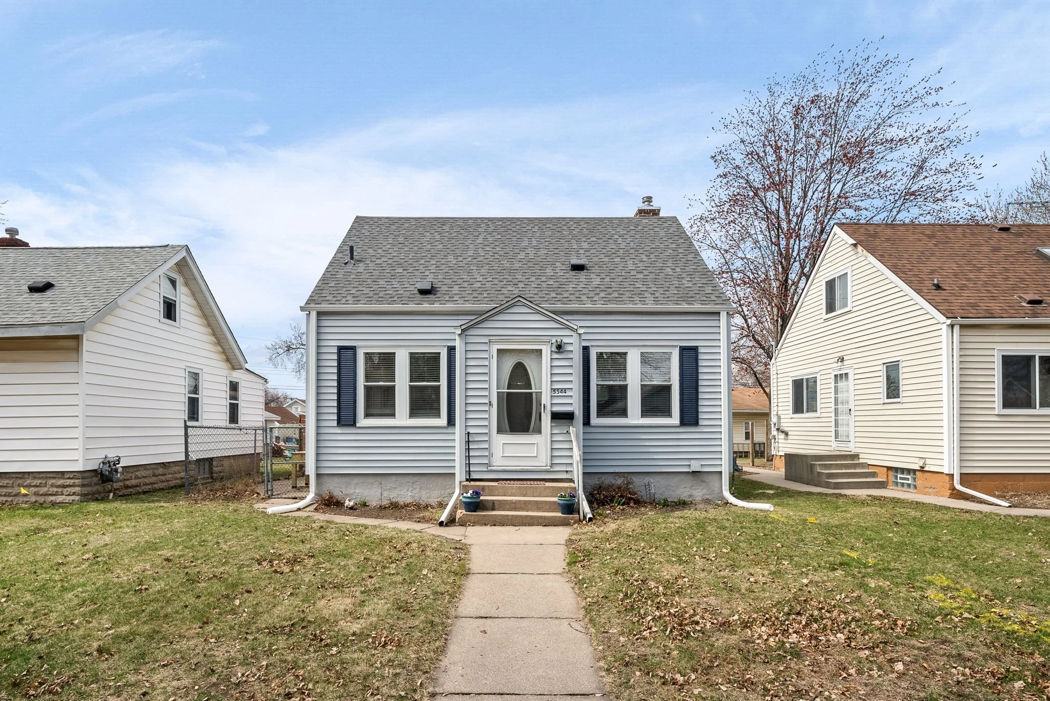 1-web-or-mls-5544 35th Ave S-001.jpg