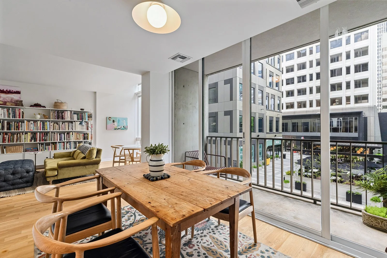 ColonyHouseUnit206-1802-WEB-011.jpg