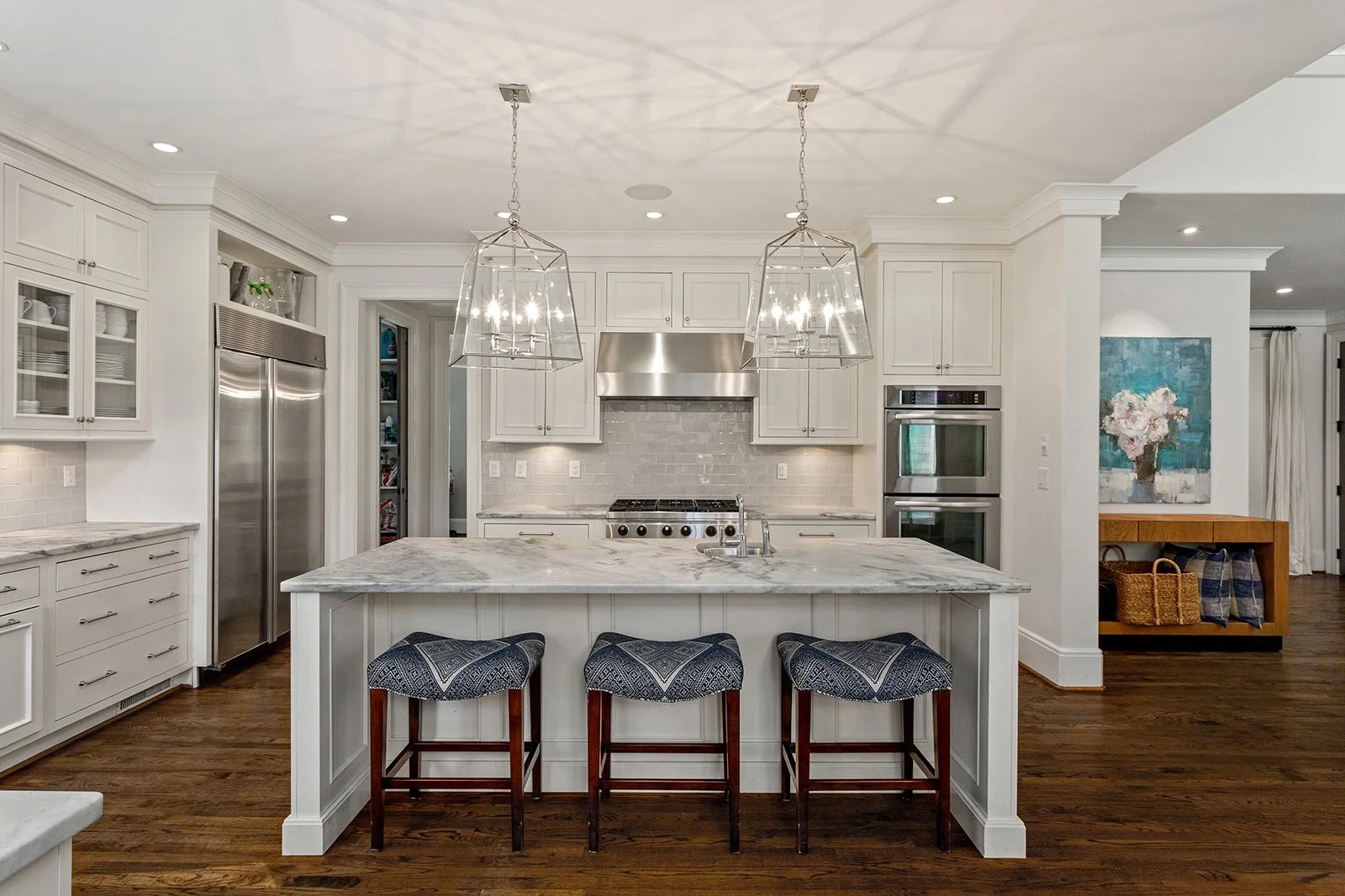 1609LadyMarianLnNE-700-MLS-022.JPG
