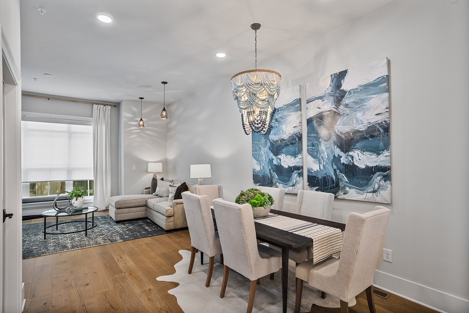 574BoulevardPlNE#12-2060-WEB-016.jpg