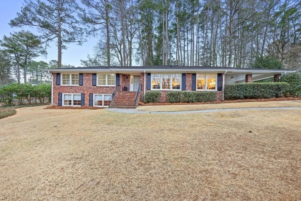 1648 Council Bluff Dr