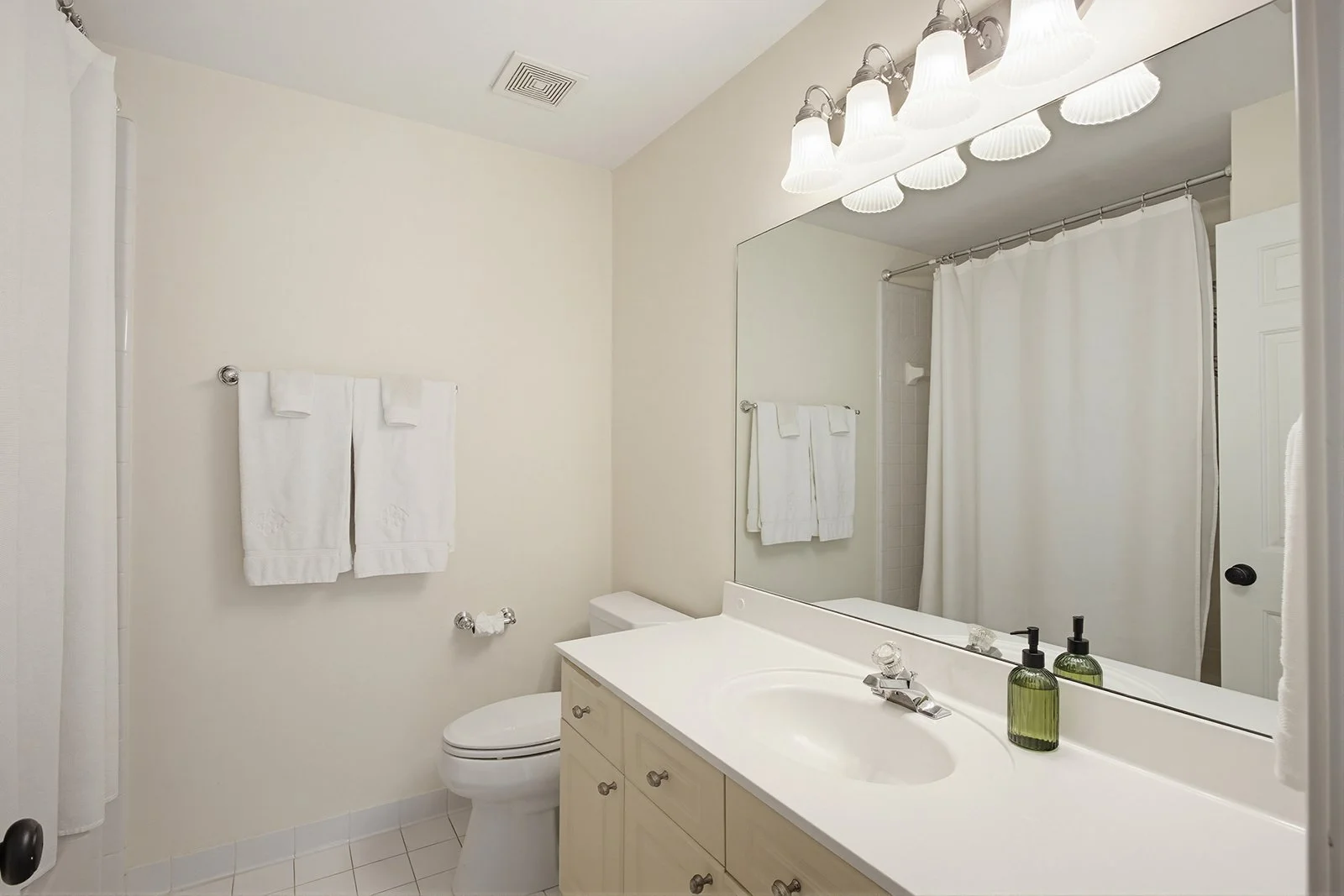 2303WaysideDr-2096-WEB-019.jpg