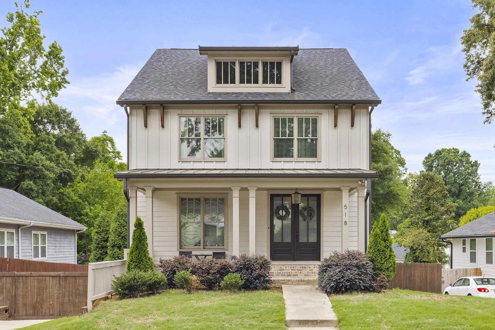 518OakDr-2080-WEB-002.jpg
