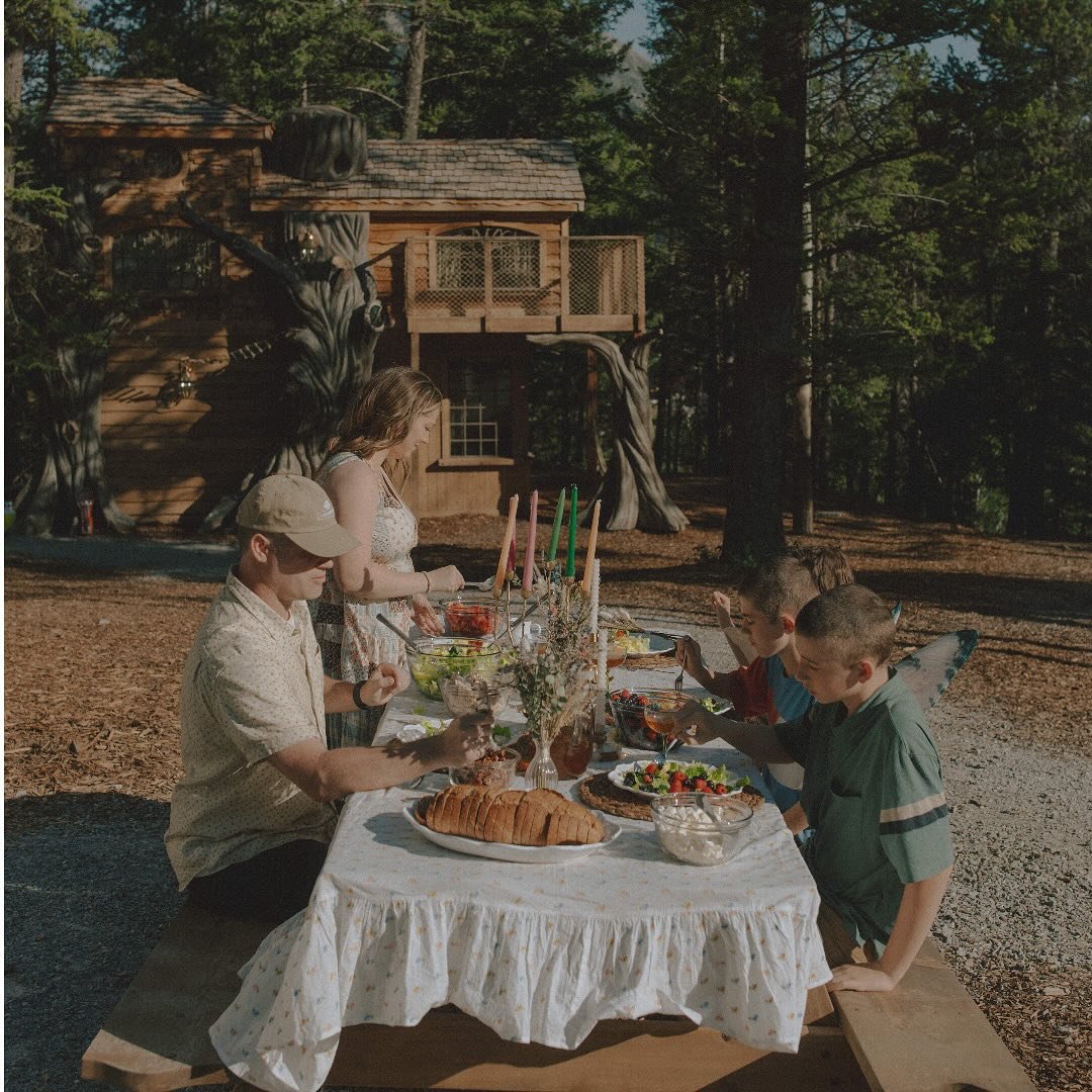 &ldquo;Life itself is the most wonderful fairy tale&rdquo; 
- Hans Christian Andersen

We are booking up fast but dates for summer are still available! Huntsman&rsquo;s Hut is available soon!

#resort #campground #travelalberta #fairytale