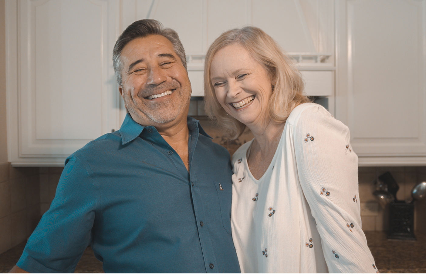 robert and deedee flores.png