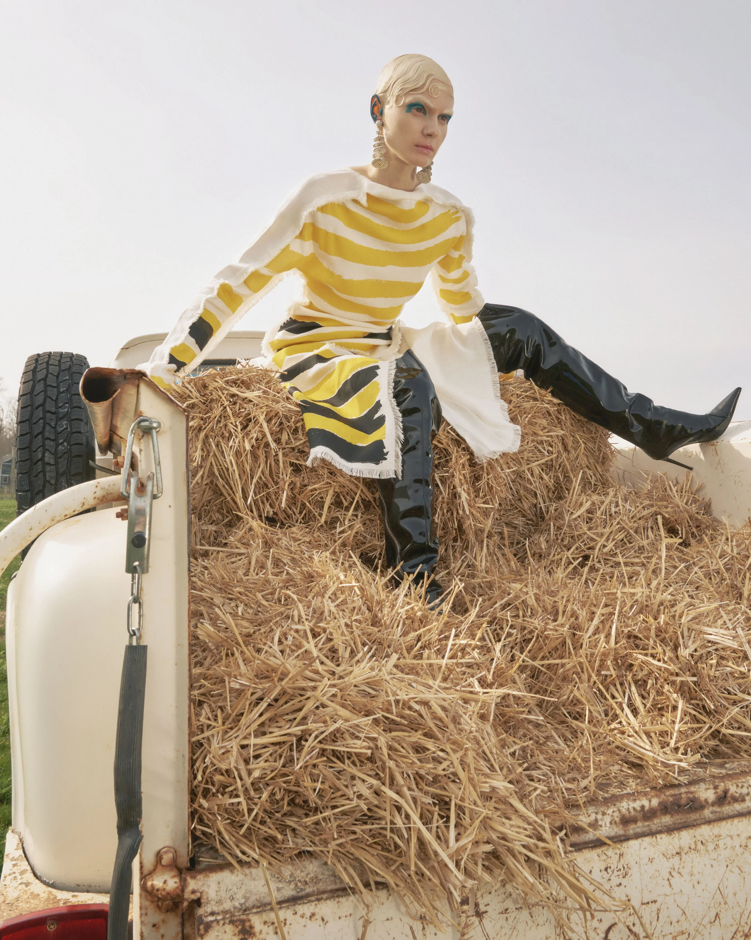 RGB 09 ALIEN FARM FAULT.jpg