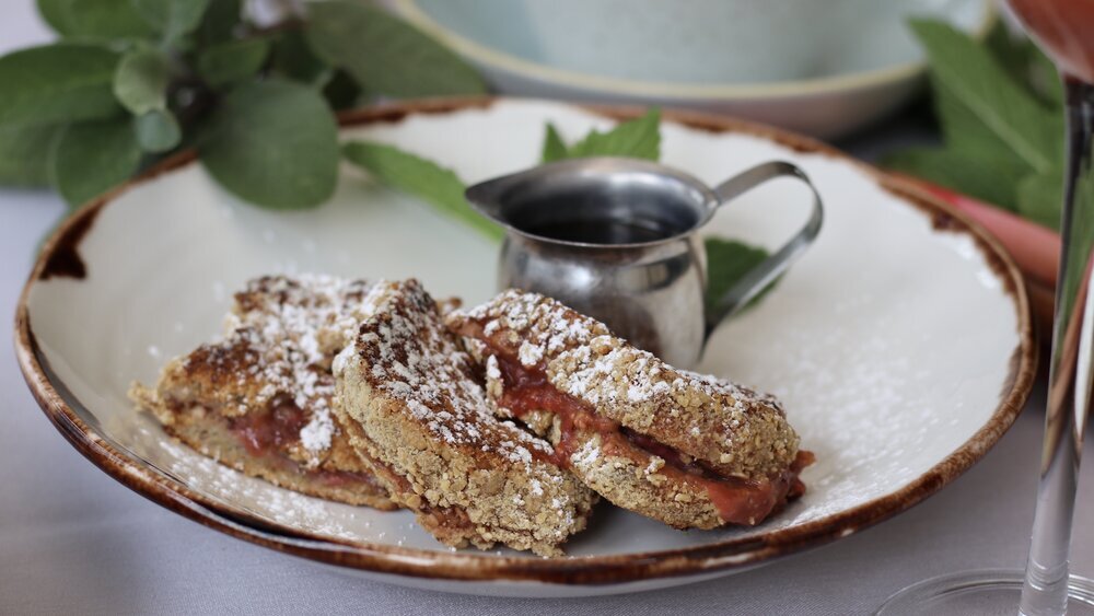 Granola+Crusted+French+Toast+with+Rhubarb+Peel+&+Strawberry+Marmalade+24.jpg
