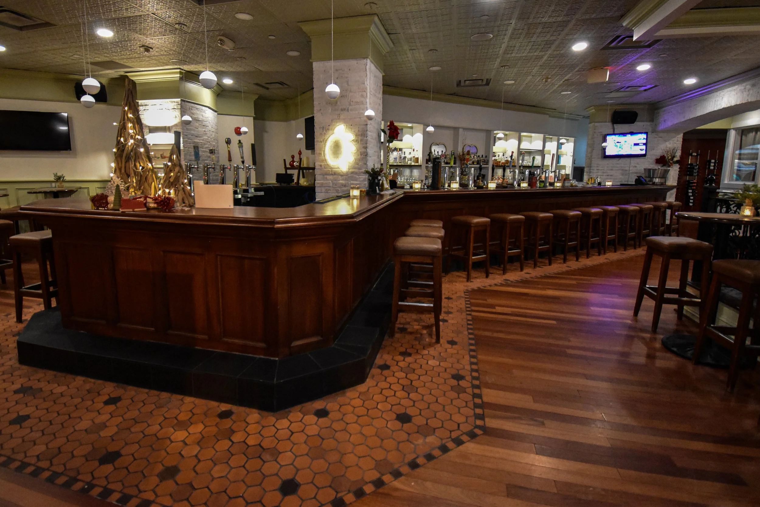 Equinox Restaurant