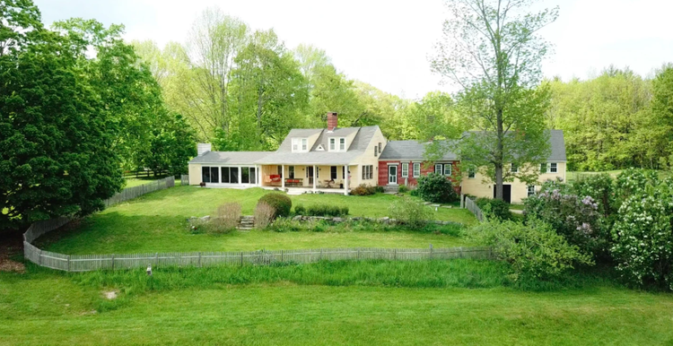 Farmhouse.webp