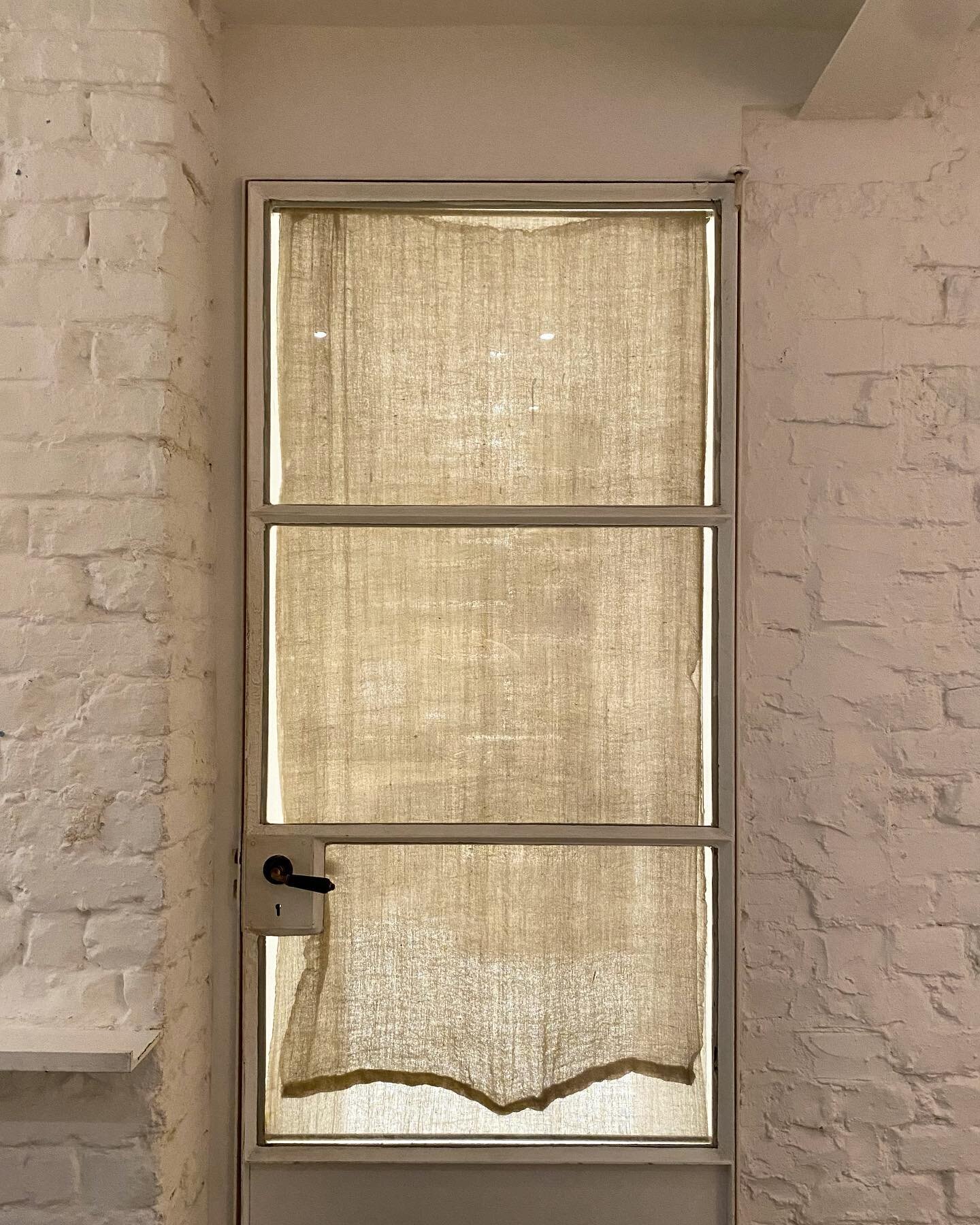 LONDON | even the storage room door @roseuniacke is beautiful