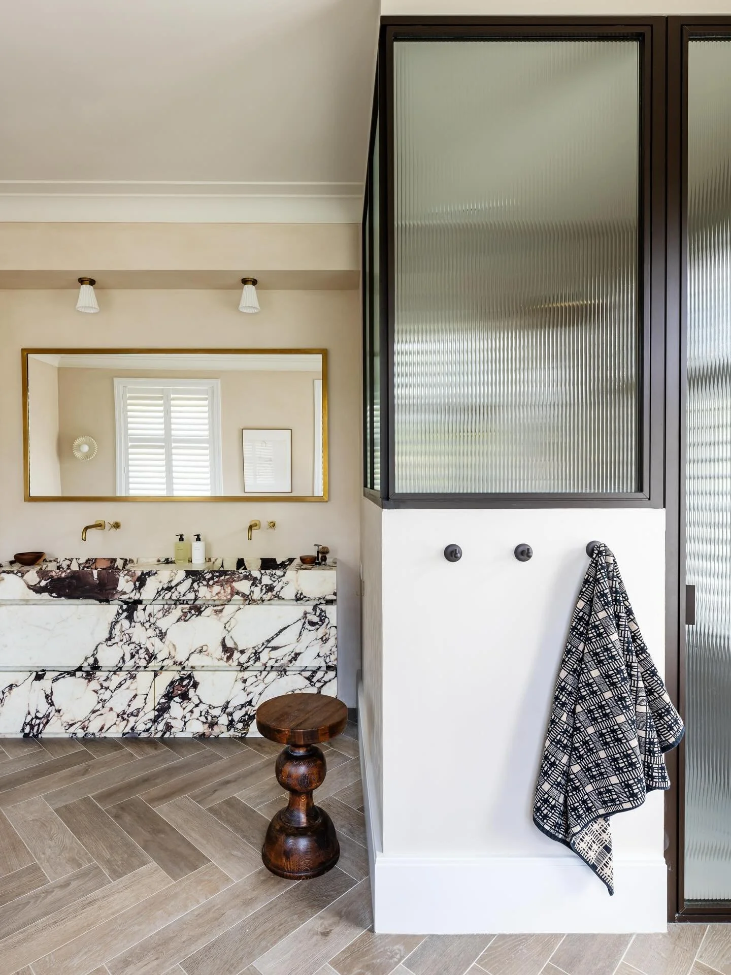 A little peek into the bathroom of our recently completed Vught project - 📷 @marthehoet