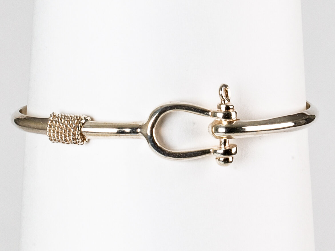 Nautical shackle bracelet