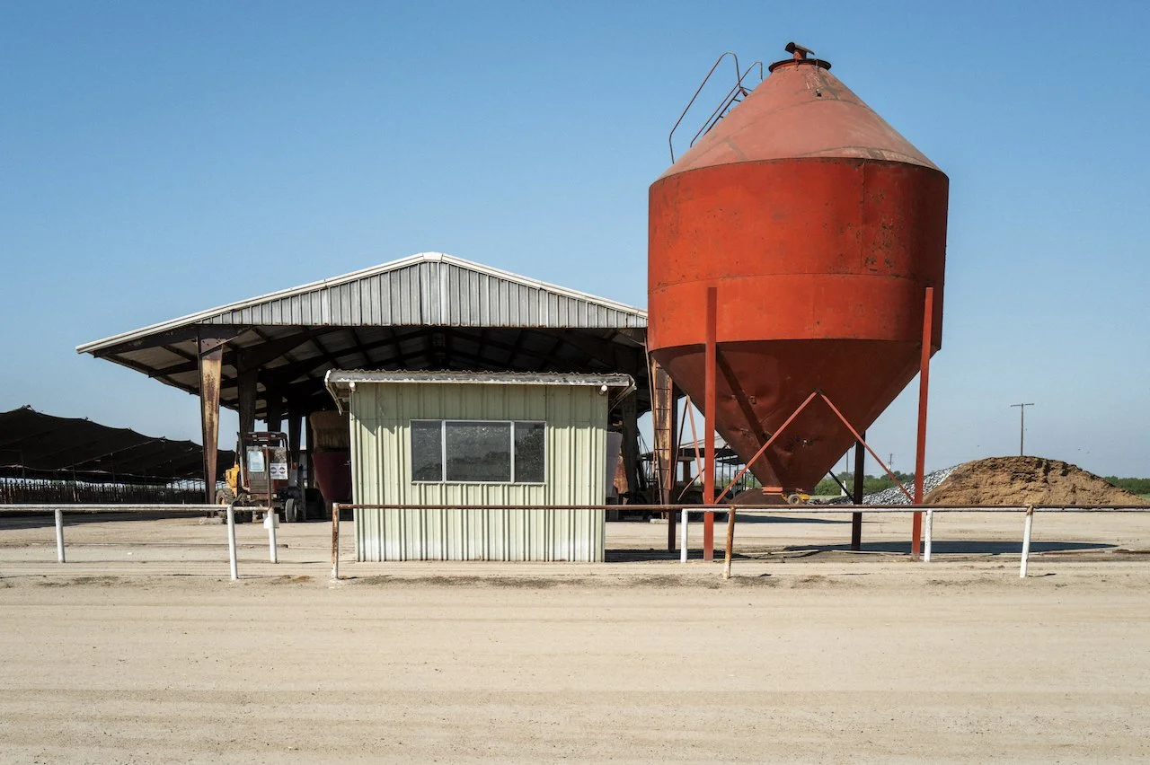 Feed Hopper - Visalia