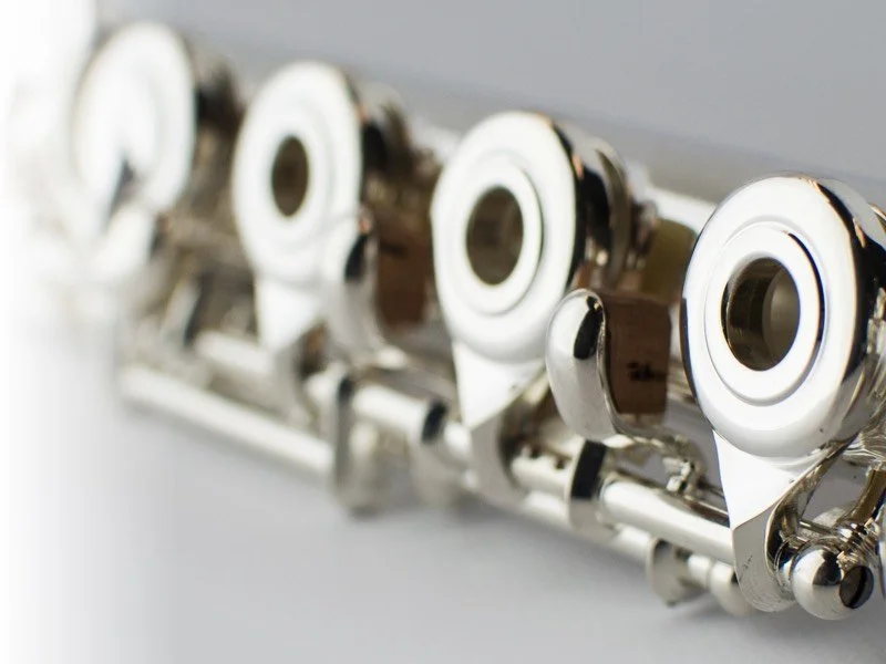 powellflutes_sonareps601_r.jpg