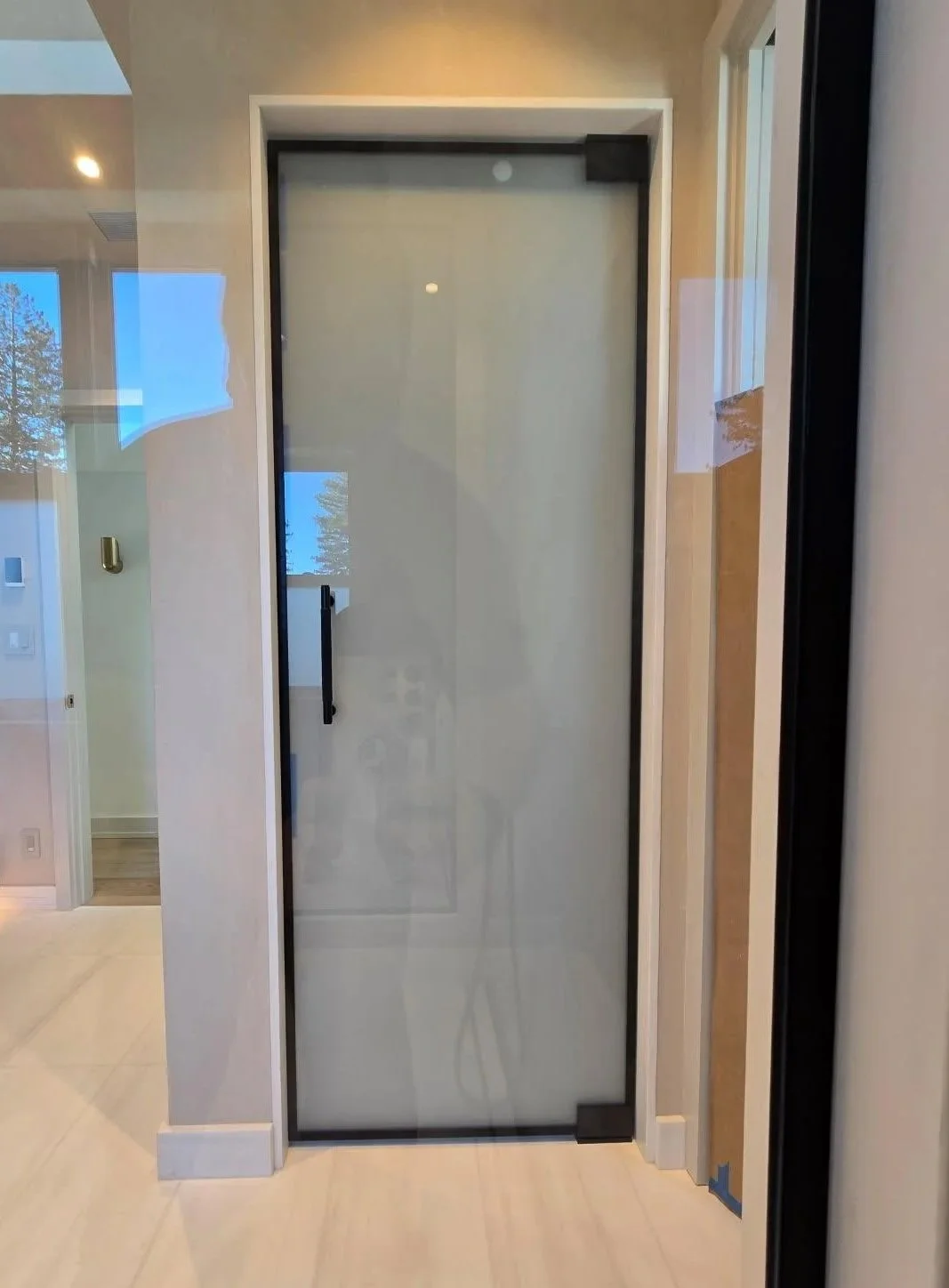 Fully Framed Water Closet