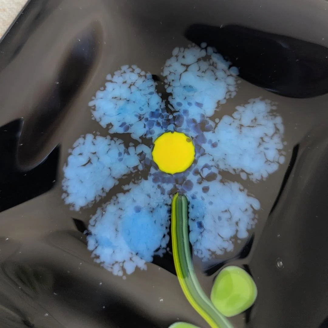BlueFloweronBlack-01-06.jpg