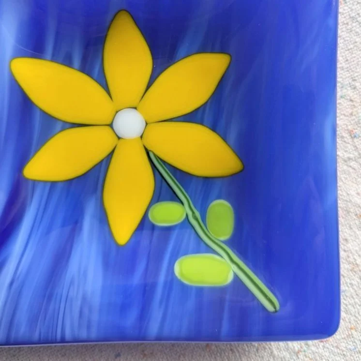 YellowFloweronBlue-01-03.jpg