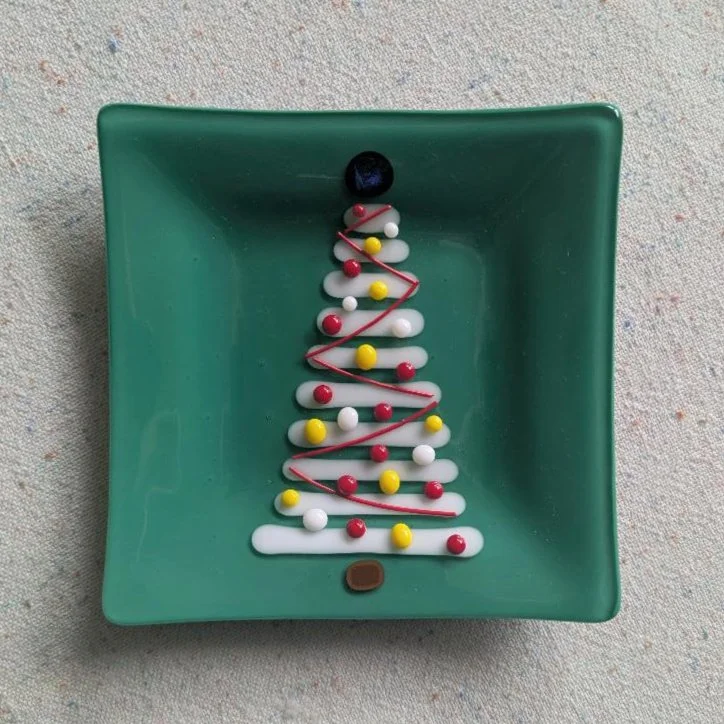 Christmason Green-01-01.jpg