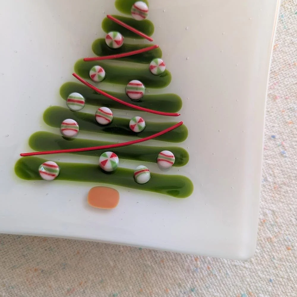 ChristmasTreeonWhite-01-06.jpg