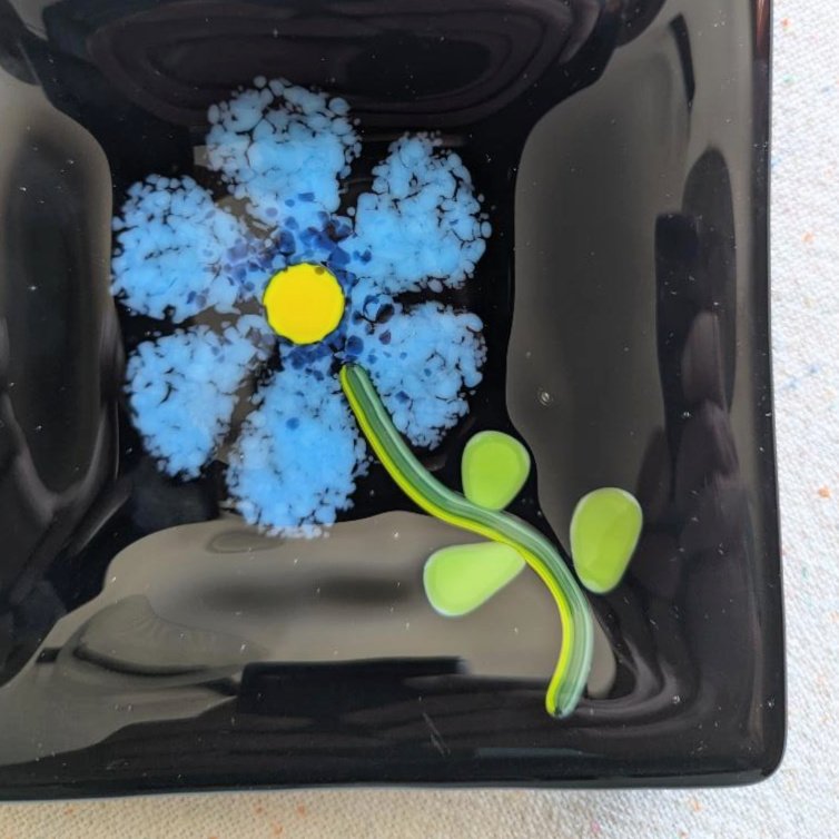 BlueFloweronBlack-01-03.jpg