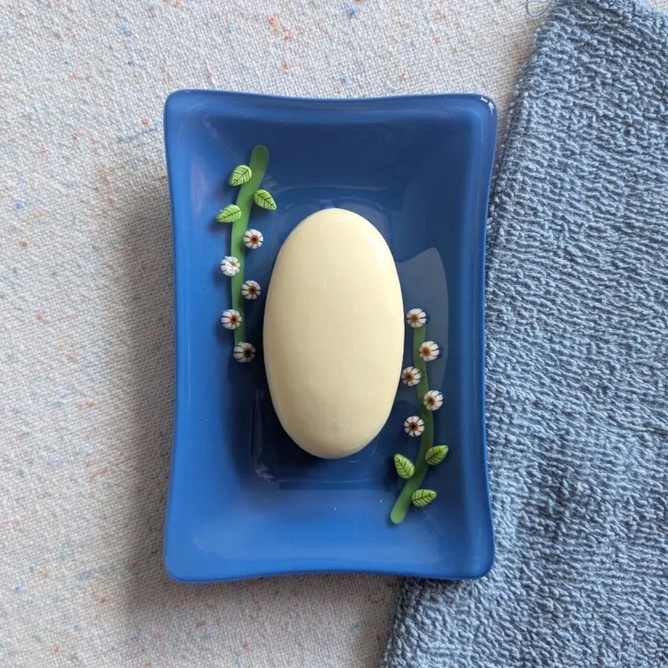 6 x 4 Inches Fused Glass Soap Dish – Raised White Flower Branches on a Deep Blue Background