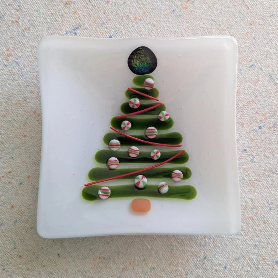 ChristmasTreeonWhite-01-01.jpg