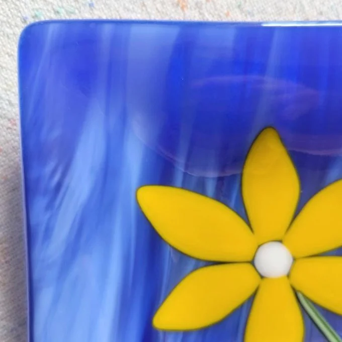 YellowFloweronBlue-01-02.jpg