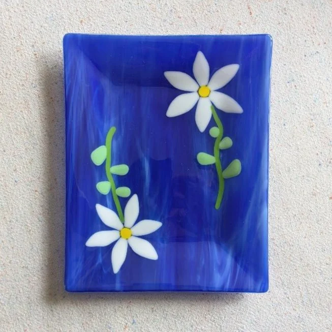 2DaisiesonBlue-01-01.jpg