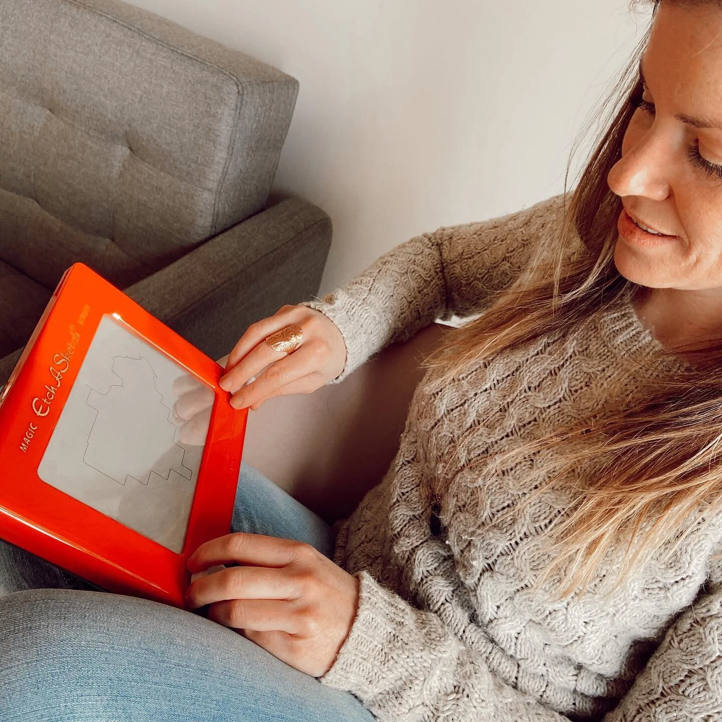 Hey Coaches and Entrepreneurs!! Think it&rsquo;s silly to play with an etch-a-sketch? Your brain is just like one. How are you playing with, or maybe hindering, yours?⁣
⁣
We all do what we do. Right? But have you stopped to consider why? ⁣
⁣
The brai