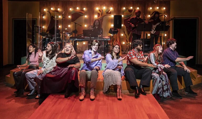 8-Track - Theo Ubique 2021